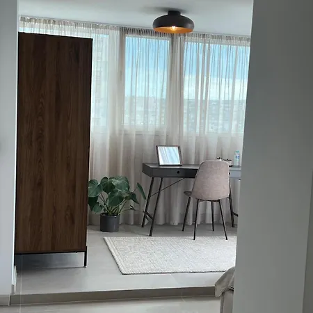 Апартаменты Le Petit Escape 2 *