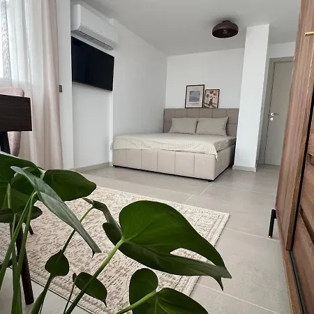 Апартаменты Le Petit Escape 2